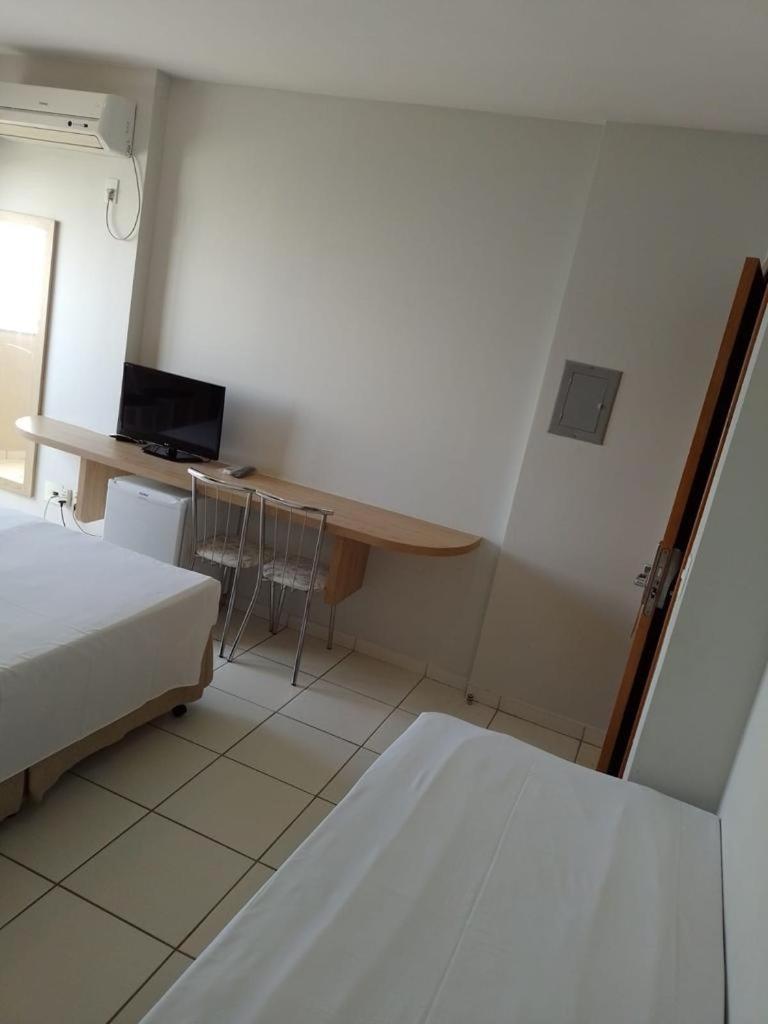 Apartmán Golden Dolphin Express - Viva Ferias Caldas Novas Exteriér fotografie